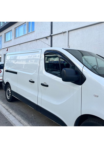 Renault Trafic 2014- Yılı Ve Sonrası Cam Rüzgarlığı 2 Parça indirimleri