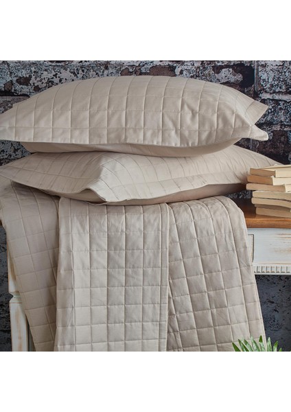 Girne Kapitoneli Çift Kişilik Yatak Örtüsü modelleri