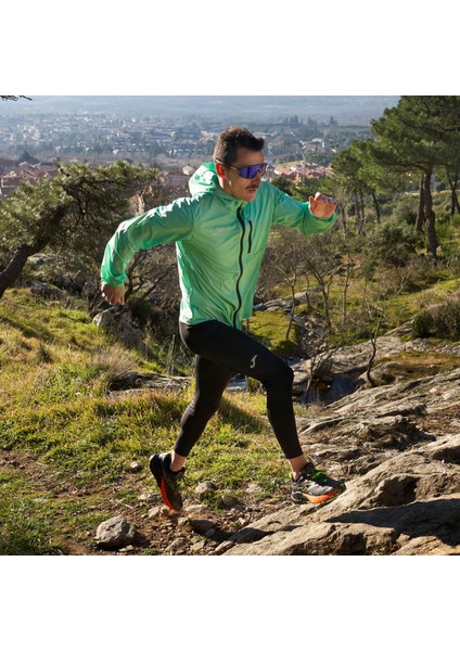 Joma Joma Erkek Futbol Yağmurluk R-Trail Nature Windbreaker Yağmurluk & Yelek fırsatları