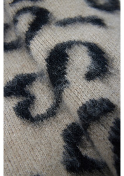 Summer Winter Club Kadın V Yaka Fitilli Kenarlı Kolsuzleopar Desen % 100 Ipek Şardonlu 2 Renk Süveter modelleri