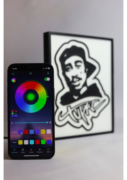 Tupac Shakur - Rgb LED Işıklı 3 Boyutlu Tabela - 16CM x 20CM x 2cm (Bluetooth Kontrollü)