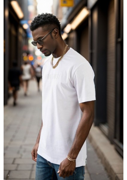 Erkek Enjeksiyon Baskılı Regular Fit Penye Tişört 1002 modelleri