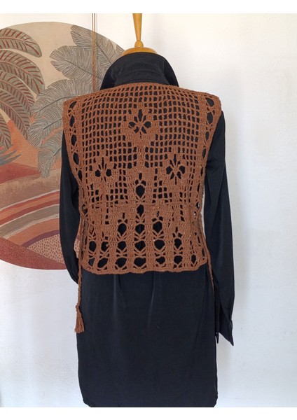 Hippybutik Kahverengi Akıllı Ip Düğme Detaylı Asimetrik El Örgüsü Yelek