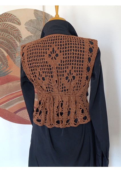 Hippybutik Kahverengi Akıllı Ip Düğme Detaylı Asimetrik El Örgüsü Yelek
