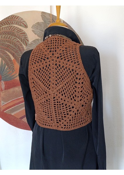 Hippybutik Kahverengi Akıllı Ip Crop Düğme Detaylı Yelek fırsatları