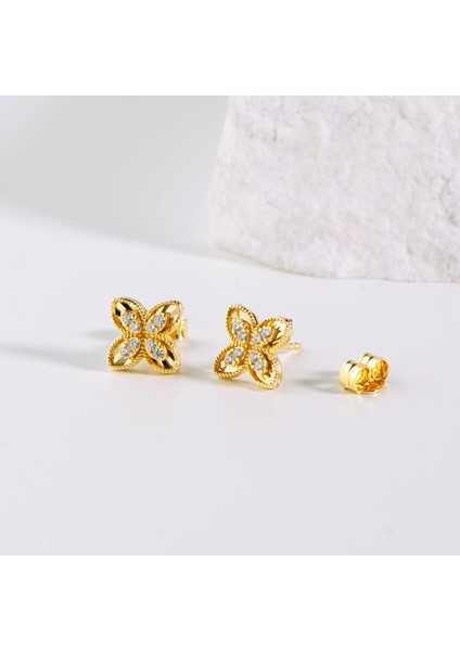 14 Ayar Altın Modern Taşlı Küpe 2,01 gr modelleri