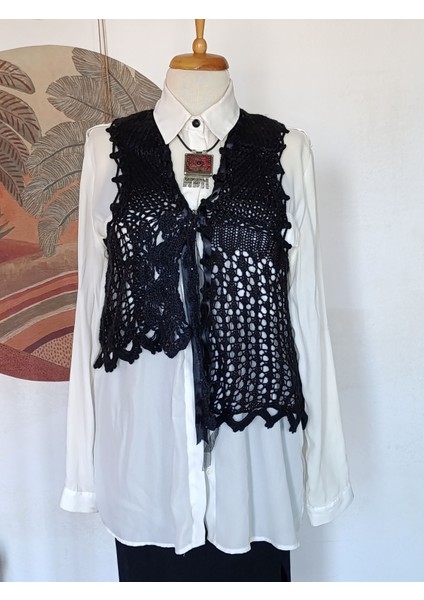 Siyah Karma El Örgüsü Patchwork Asimetrik Tasarım Yelek