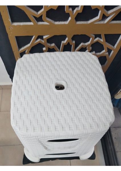 Plastik Kalın Dayanıklı Tabure Beyaz 4 Adet Yükseklik 45 cm fiyatları