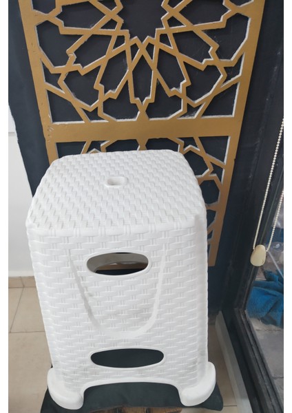 Plastik Kalın Dayanıklı Tabure Beyaz 4 Adet Yükseklik 45 cm modelleri