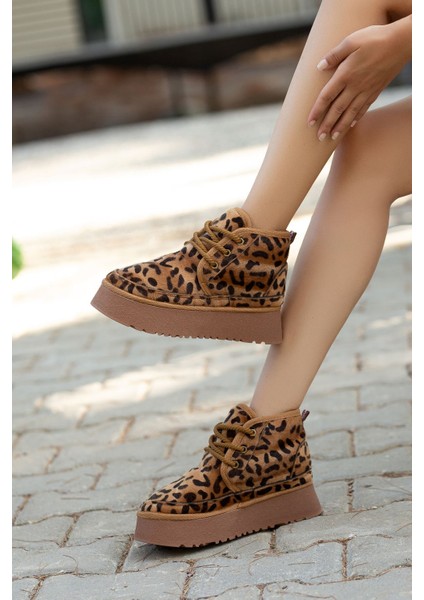 Els Leopar Süet Kalın Tabanlı Bağcıklı Yarım Bot modelleri