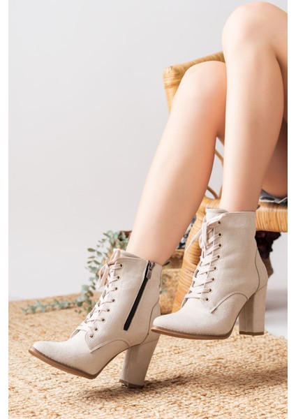 Gesto Krem Süet Yüksek Topuklu Bağcık Detaylı Kadın Bot fiyatları