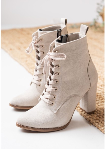 Gesto Krem Süet Yüksek Topuklu Bağcık Detaylı Kadın Bot modelleri