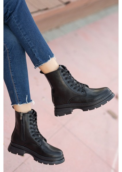 Dual Siyah Cilt Uzun Bağcık Detaylı Kadın Bot