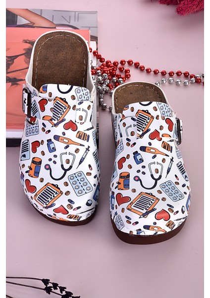 3034 Doktor Gereçleri Desenli Anatomik Terlik fırsatları