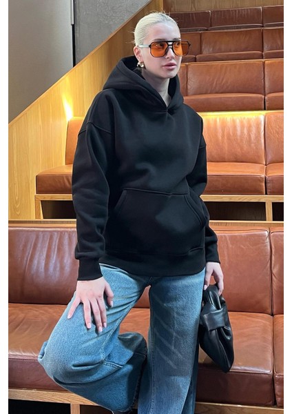 Siyah Kapüşonlu Şardonlu Oversize Cepli Sweatshirt MG2206 fırsatları