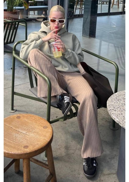 Çağla Yeşili Kapüşonlu Şardonlu Oversize Cepli Sweatshirt MG2206 fiyatları