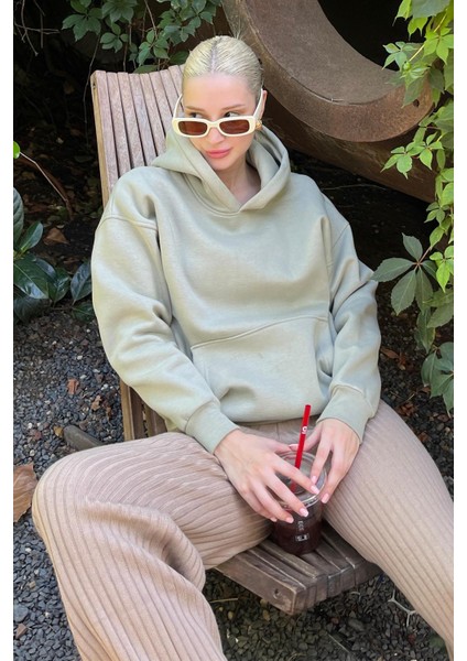 Çağla Yeşili Kapüşonlu Şardonlu Oversize Cepli Sweatshirt MG2206 fırsatları