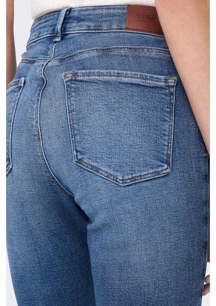 Onlemily Streç Pamuklu Regular Fit Yüksek Bel Dar Paça Jeans Bayan Kot Pantolon 15283925 modelleri