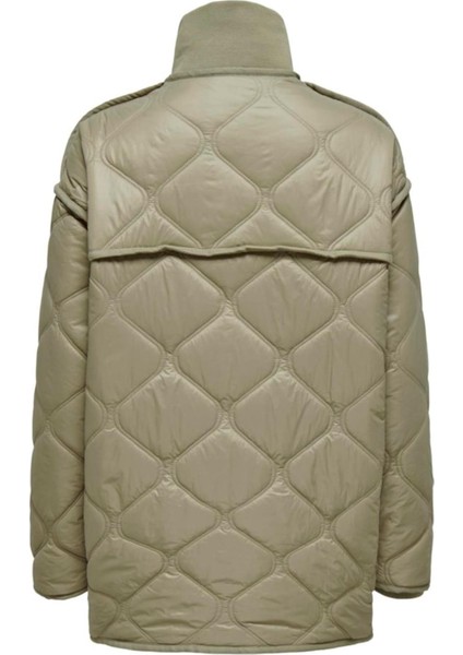 Onlnellı Quılt Oversızed Coat C cc Otw A.haki 15327275 fiyatları