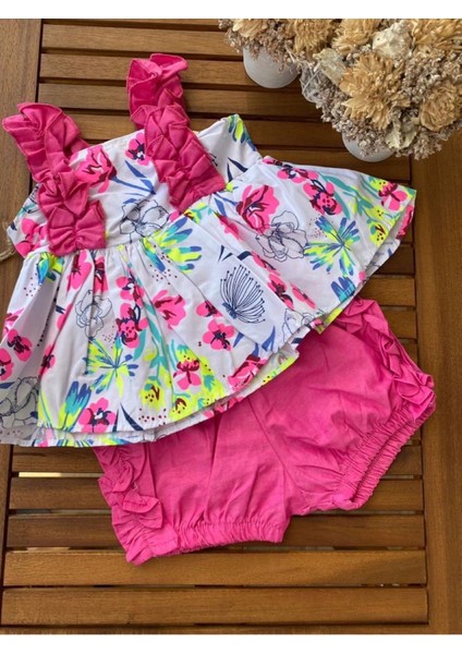 Babyaden Rayne Fiyonk Kurdele Askılı Bluz Fırfırlı Lastikli Şortlu Fuşya 2’li Kız Bebek Takım modelleri