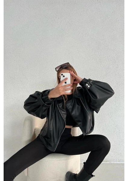 Kadın Siyah Oversize Balon Kol Detaylı Deri Ceket Mont fiyatları