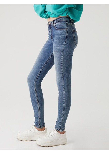 Amy x Jean Pantolon fırsatları