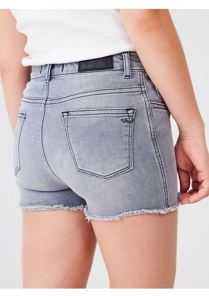 Layla G Şort indirimleri