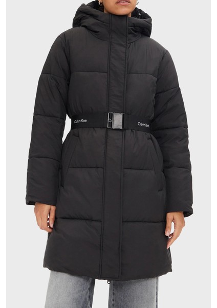Comfort Fit Logo Kemerli Uzun Şişme Mont J20J224122BEH Bayan Mont J20J224122 Beh