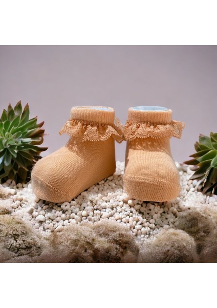 Kız Bebek ve Çocuk Dantelli Çorap Seti indirimleri