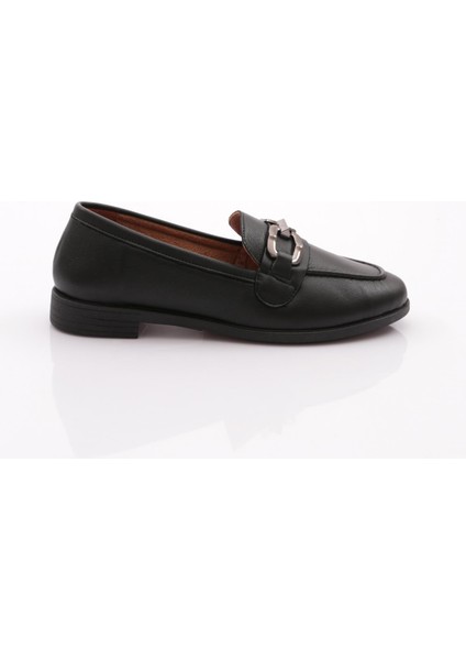 1851 Kadin Metal Aksesuarli Loafer Ayakkabi