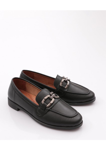 1851 Kadin Metal Aksesuarli Loafer Ayakkabi fiyatları