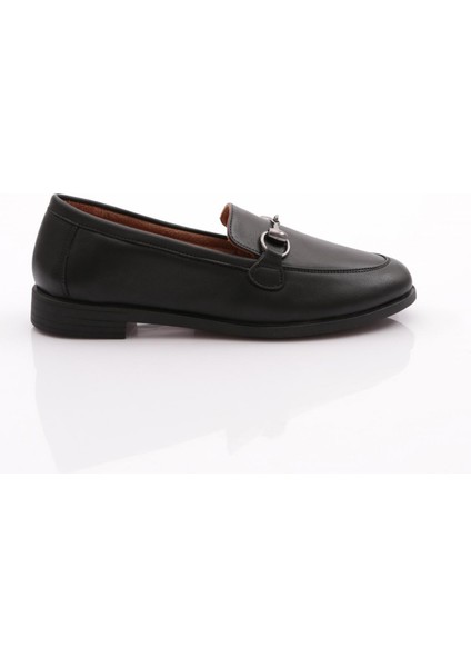 1850 Kadin Metal Aksesuarli Loafer Ayakkabi