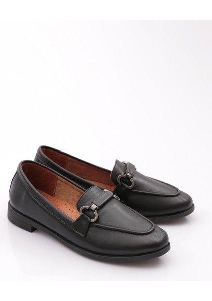 1853 Kadin Oval Burun Loafer Ayakkabi