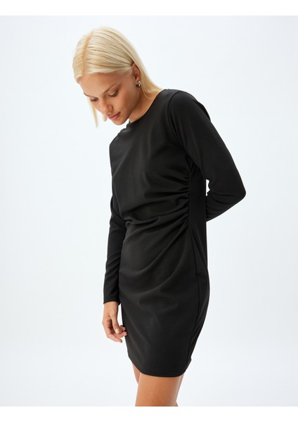 Uzun Kollu Mini Elbise Drape Detaylı Yuvarlak Yaka Slim Fit Krep Scuba Kumaş fiyatları