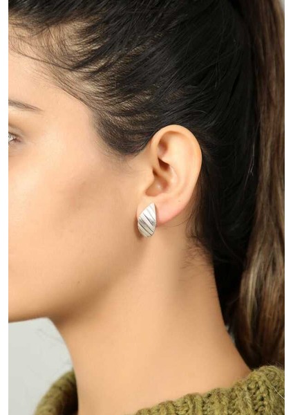 Kadın Damla Model Gümüş Küpe 2020187 fiyatları