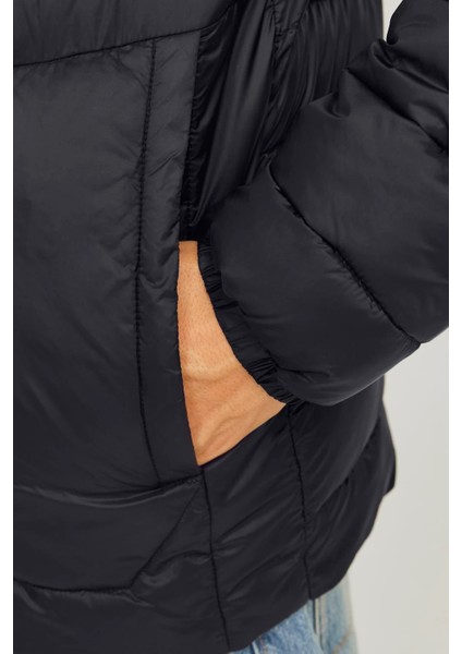 Essentials Jjesprint Comfort Fit Ayarlanabilir Kapüşonlu Mont Erkek Mont 12258441 indirimleri