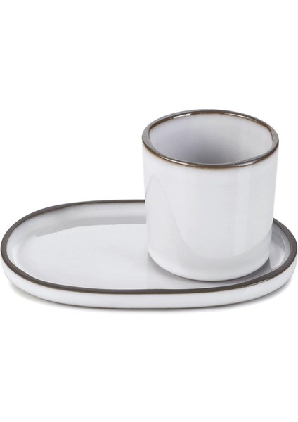 Caractere Fincan Tabağı Beyaz