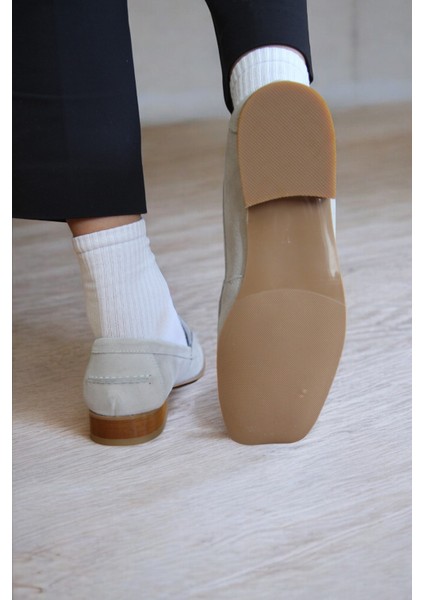 Kadın Kırık Beyaz Hakiki Süet Deri Gold Tokalı Loafer Rahat Maskülen Babet K.352-040 modelleri