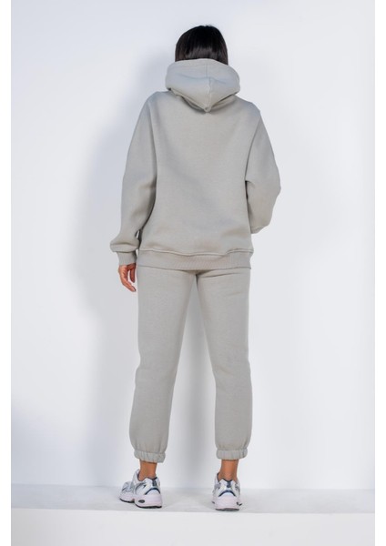 Kadın 3 Iplik Düz Baskısız Oversize Kesim Rahat Kalıp Kışlık Sıcak Tutan Yeni Sezon Eşofman Takımı modelleri