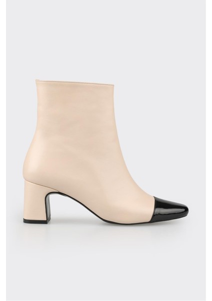 Ekru Kadın Klasik Bot