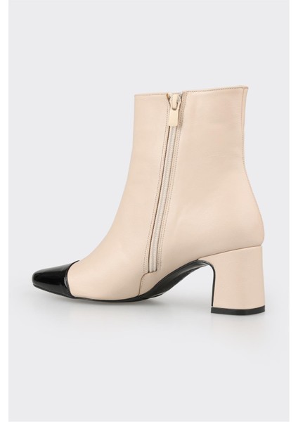 Ekru Kadın Klasik Bot modelleri