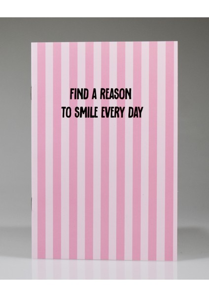 Pembe Çizgili Defter