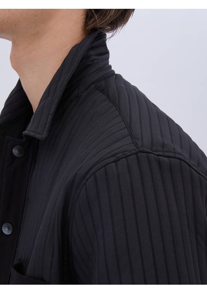 Siyah Düz Regular Fit Dokuma Overshırt indirimleri