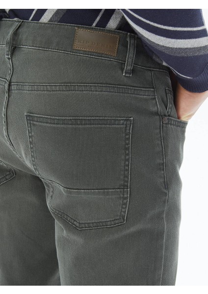 Haki Slim Fit Denim Pamuk Karışımlı Pantolon fırsatları