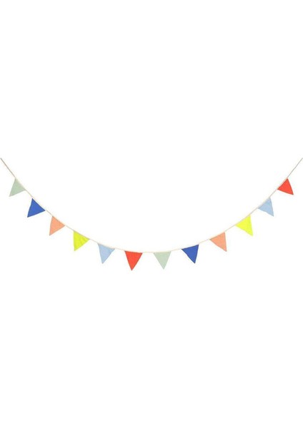 - Multicolor Knitted Flag Garland - Renkli Örme Bayraklar Asılan Süs