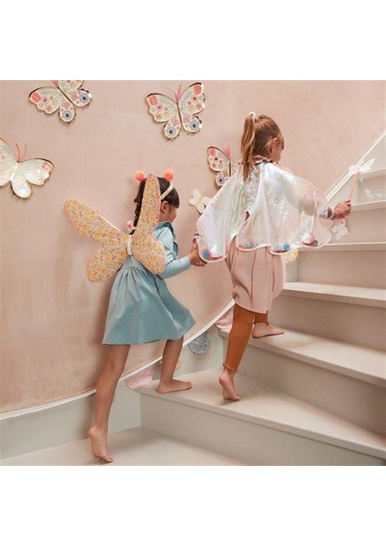 - Floral Butterfly Dress-Up - Çiçekli Kelebek Kanatları fırsatları