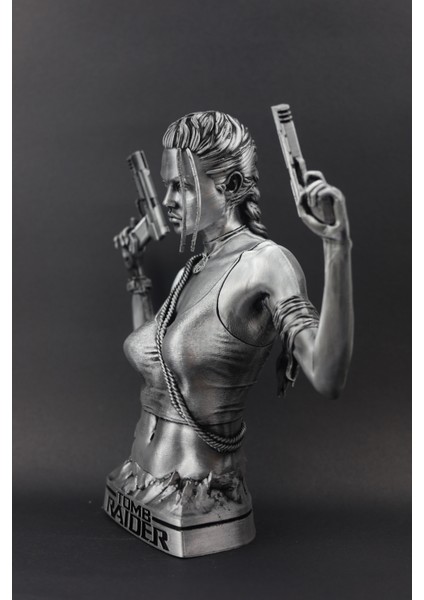 Lara Croft : Tomb Raider / Angelina Jolie - Figür / Büst - 25CM fiyatları