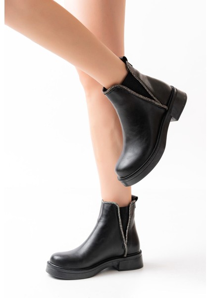 02-02 Siyah Taş Aksesuarlı Lastikli Günlük Kadın Bot fiyatları