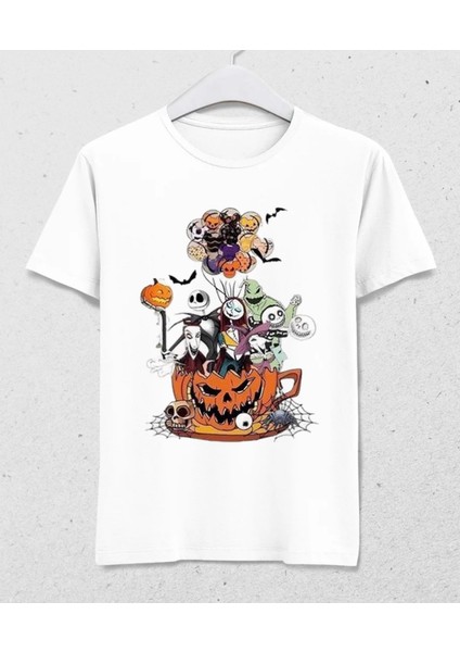 Korkunun Sevgiyle Buluşması: Jack ve Ailesi Oversize T-Shirt Beyaz