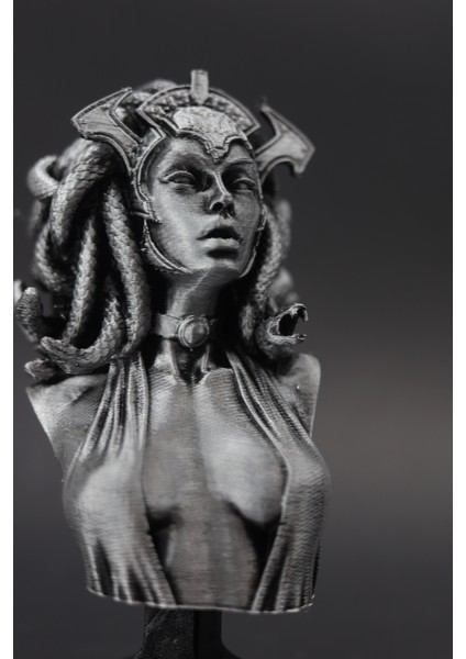 Medusa - Figür / Büst indirimleri